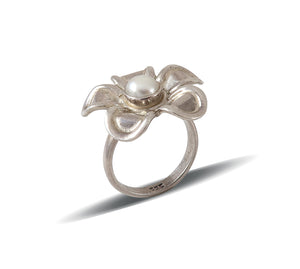 Sterling Silver Pearl Ring