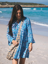 Load image into Gallery viewer, Kurta: Ocean Child
