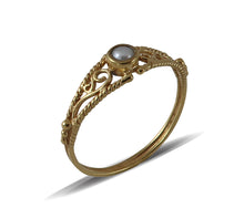 Load image into Gallery viewer, Gold Plated Pearl Ring
